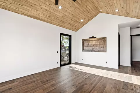 Bedroom - 2046 S Eagle Loop, Cedar City, UT 84720 photo 1 of 5