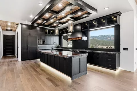 Kitchen - 2046 S Eagle Loop, Cedar City, UT 84720 photo 1 of 10
