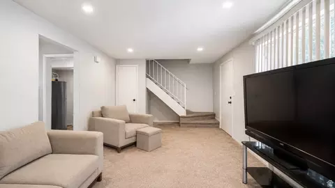 Living - 1085 N Nayon Dr E #6, Layton, UT 84040 photo 1 of 1