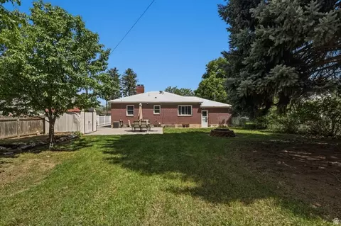 Exterior - 282 W 500 N, Logan, UT 84321 photo 6 of 7