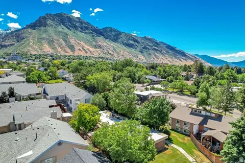 View/Area - 2242 N 390 E, Provo, UT 84604 photo 1 of 2
