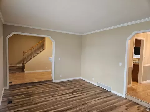 Living - 1224 Earl Way, Sandy, UT 84094 photo 2 of 6