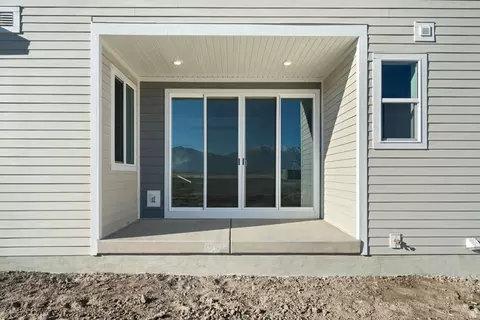 Exterior - 1338 E 1670 N #820, Payson, UT 84651 photo 2 of 4