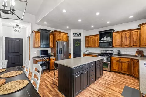 Kitchen - 130 N 100 E, Gunnison, UT 84634 photo 2 of 7