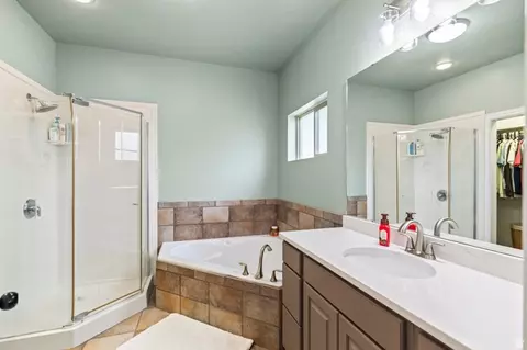 Bath - 130 N 100 E, Gunnison, UT 84634 photo 2 of 3