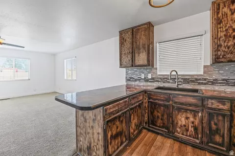 Living - 175 W Washington Ave, Murray, UT 84107 photo 6 of 8