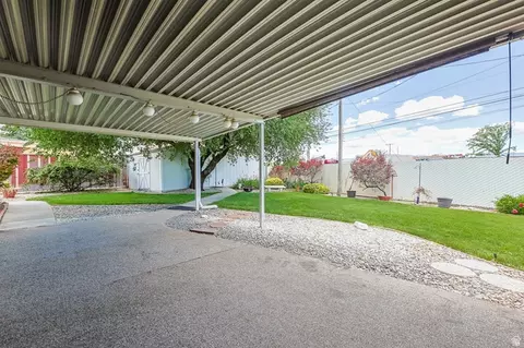 Exterior - 175 W Washington Ave, Murray, UT 84107 photo 2 of 7