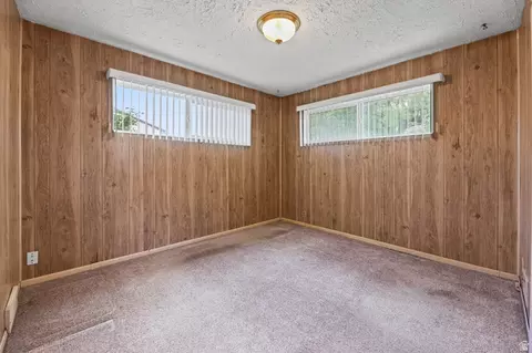 Bedroom - 175 W Washington Ave, Murray, UT 84107 photo 2 of 4