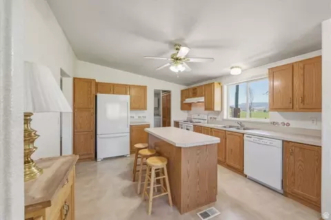 Kitchen - 17845 N 8250 E, Mount Pleasant, UT 84647 photo 1 of 2