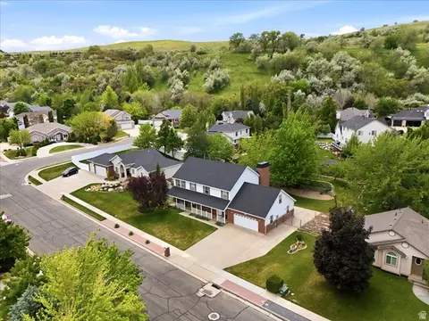 View/Area - 1987 Cedar Bench Dr, South Weber, UT 84405 photo 1 of 6