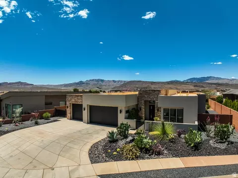 161 N Arrowhead Ln, Ivins, UT 84738