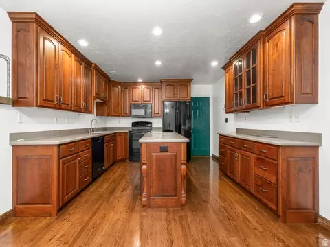 Kitchen - 802 S 1730 W, Orem, UT 84058 photo 2 of 2