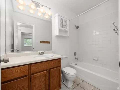 Bath - 802 S 1730 W, Orem, UT 84058 photo 2 of 3