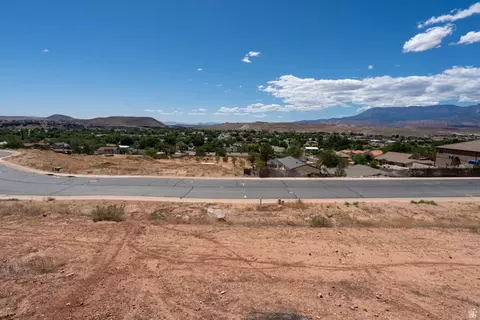 244 N 200 E #52, La Verkin, UT 84745