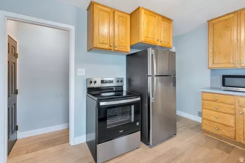 Kitchen - 356 E Belview Ave, Murray, UT 84107 photo 4 of 4