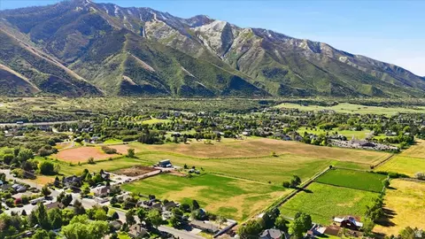 View/Area - 810 E Maple St, Mapleton, UT 84664 photo 7 of 14