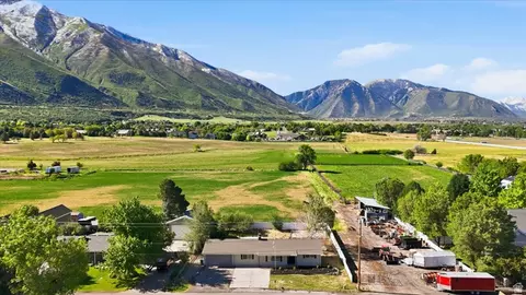 View/Area - 810 E Maple St, Mapleton, UT 84664 photo 5 of 14
