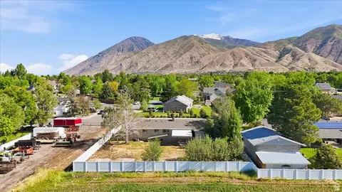 View/Area - 810 E Maple St, Mapleton, UT 84664 photo 13 of 14