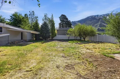 Exterior - 810 E Maple St, Mapleton, UT 84664 photo 7 of 7