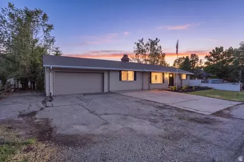 810 E Maple St, Mapleton, UT 84664