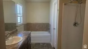 Bath - 357 E 860 N, Hurricane, UT 84737 photo 2 of 2