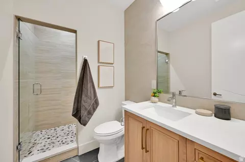 Bath - 3773 E Quail Hill Ln S #104, Sandy, UT 84092 photo 14 of 15