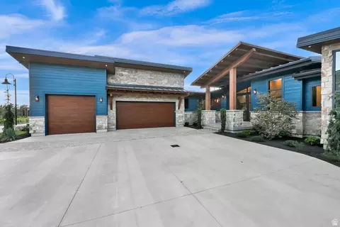 Exterior - 3773 E Quail Hill Ln S #104, Sandy, UT 84092 photo 7 of 24