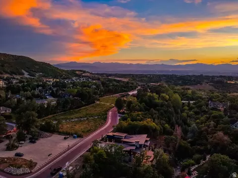View/Area - 3773 E Quail Hill Ln S #104, Sandy, UT 84092 photo 18 of 21