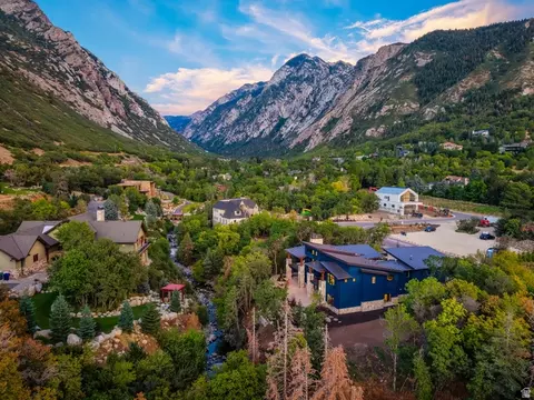 View/Area - 3773 E Quail Hill Ln S #104, Sandy, UT 84092 photo 8 of 21