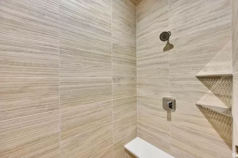 Bath - 3773 E Quail Hill Ln S #104, Sandy, UT 84092 photo 15 of 15