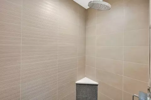 Bath - 3773 E Quail Hill Ln S #104, Sandy, UT 84092 photo 2 of 15