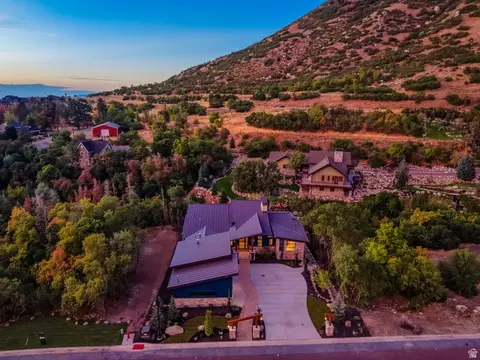 View/Area - 3773 E Quail Hill Ln S #104, Sandy, UT 84092 photo 4 of 21