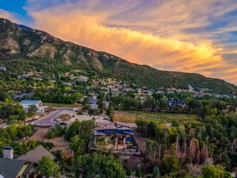 View/Area - 3773 E Quail Hill Ln S #104, Sandy, UT 84092 photo 5 of 21