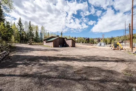 539 N Half Circle Dr, Brian Head, UT 84719 photo 3