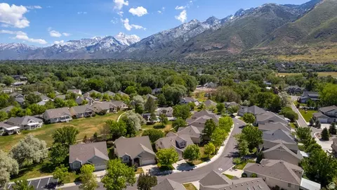 View/Area - 1417 E Blacksmith Ln, Draper, UT 84020 photo 6 of 9