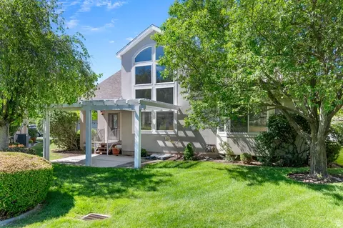 Exterior - 1417 E Blacksmith Ln, Draper, UT 84020 photo 5 of 8