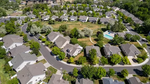 View/Area - 1417 E Blacksmith Ln, Draper, UT 84020 photo 7 of 9