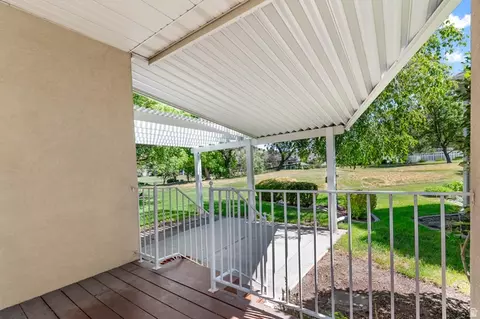 Exterior - 1417 E Blacksmith Ln, Draper, UT 84020 photo 6 of 8