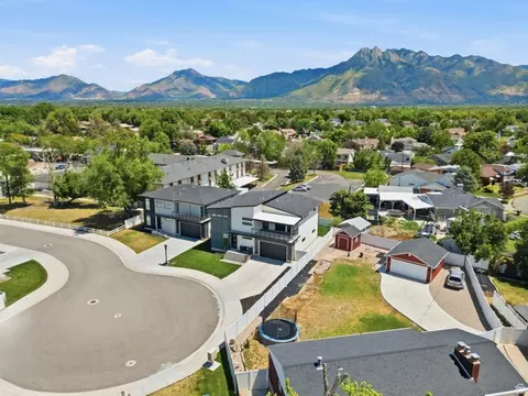 5653 S Bamburgh View Cir, Murray, UT 84107