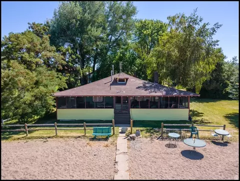 757 E Gus Rich Ln, Garden City, UT 84028