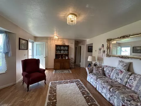 Living - 525 N 100 E, Fairview, UT 84629 photo 3 of 6