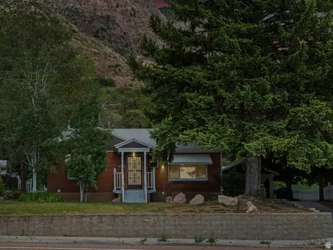 252 N Harrison Blvd, Ogden, UT 84404