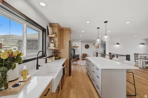 Kitchen - 4071 S Crazy Acres Rd E, Daniel, UT 84032 photo 4 of 7