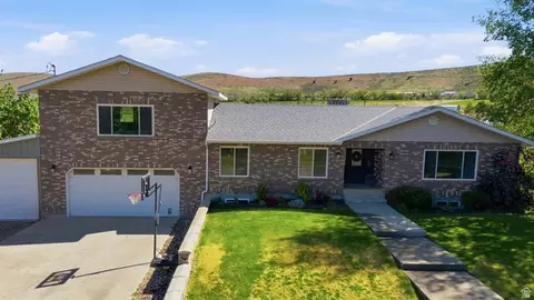 Exterior - 4071 S Crazy Acres Rd E, Daniel, UT 84032 photo 10 of 11