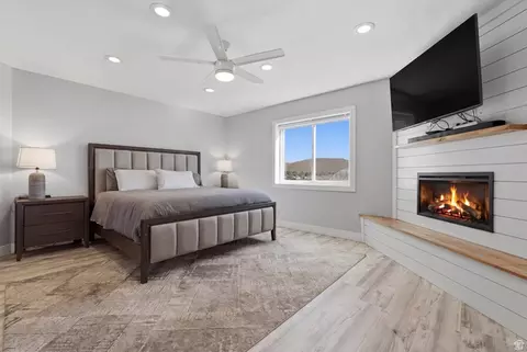 Bedroom - 4071 S Crazy Acres Rd E, Daniel, UT 84032 photo 1 of 8