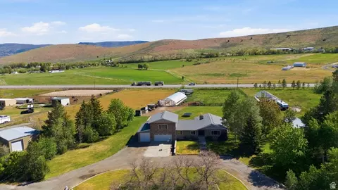 View/Area - 4071 S Crazy Acres Rd E, Daniel, UT 84032 photo 1 of 6