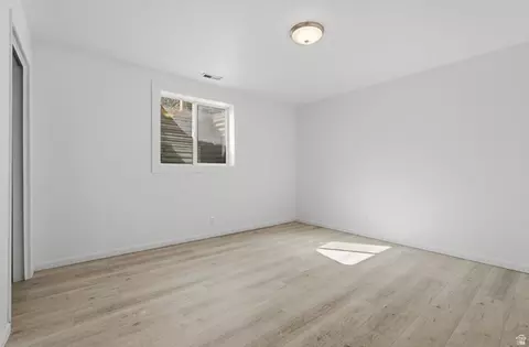 Bedroom - 4071 S Crazy Acres Rd E, Daniel, UT 84032 photo 7 of 8