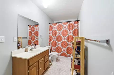 Bath - 682 W 1870 N #11, Orem, UT 84057 photo 1 of 4