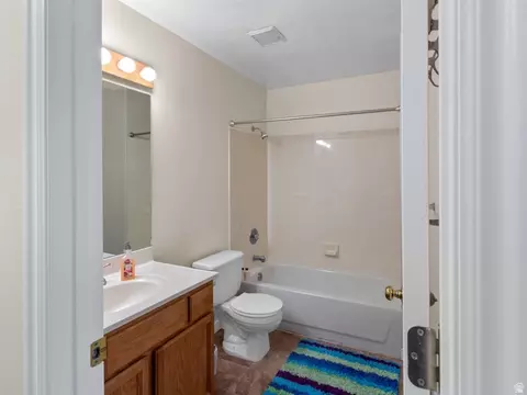 Bath - 682 W 1870 N #11, Orem, UT 84057 photo 1 of 2