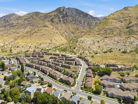 View/Area - 1614 E Aspen Loop, Provo, UT 84606 photo 4 of 8